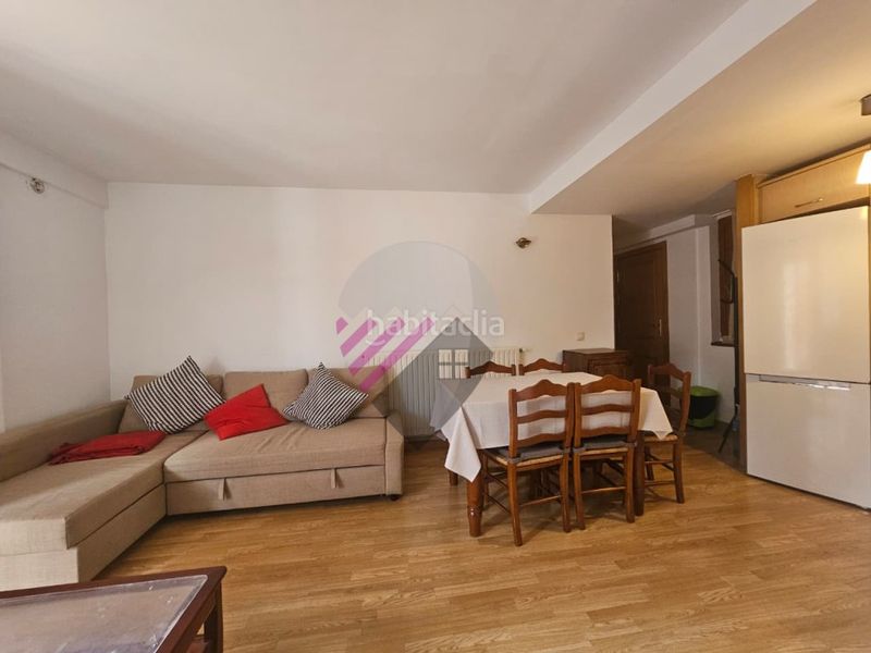 Foto c963ebdb-97a6-47f9-a53c-80a9c8d7bff4. Rent flat with parking in Soldeu-Incles Canillo