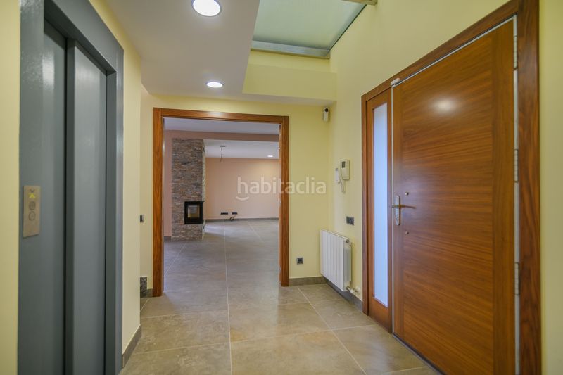 Foto 02b57a7d-02fe-4497-85f8-d96c32314229. Xalet amb xemeneia calefacció aparcament a Cunit residencial Cunit
