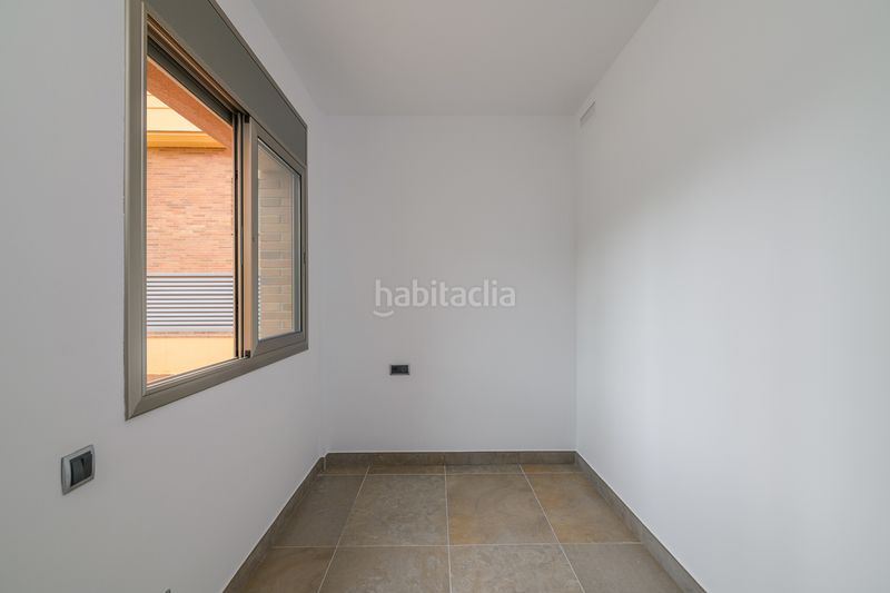 Foto 40cac891-9330-4d12-9632-eefa1aa3482a. Xalet amb xemeneia calefacció aparcament a Cunit residencial Cunit