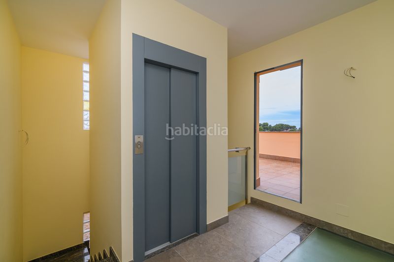 Foto 4b66a7ce-378e-4db7-9155-84407e5ac57f. Xalet amb xemeneia calefacció aparcament a Cunit residencial Cunit