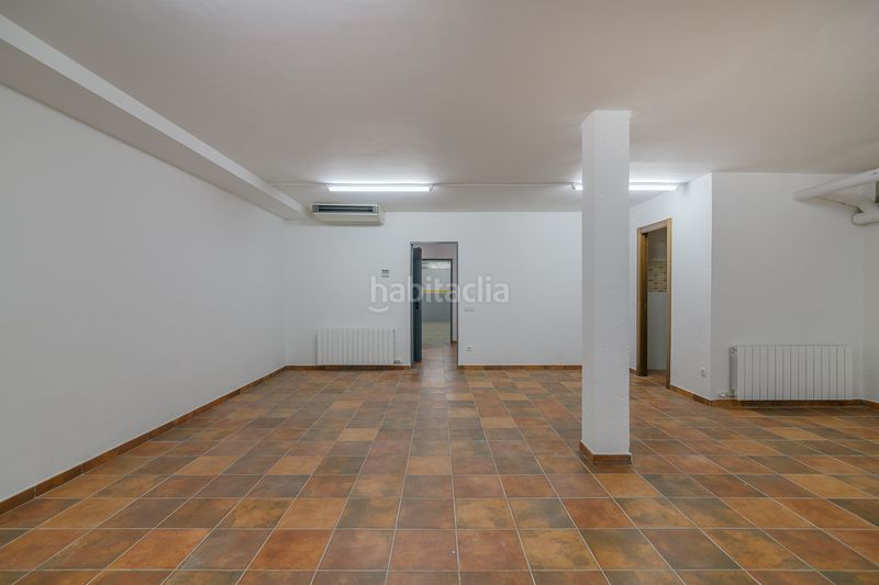 Foto ba7a6576-0520-4b10-be99-988716121f14. Xalet amb xemeneia calefacció aparcament a Cunit residencial Cunit