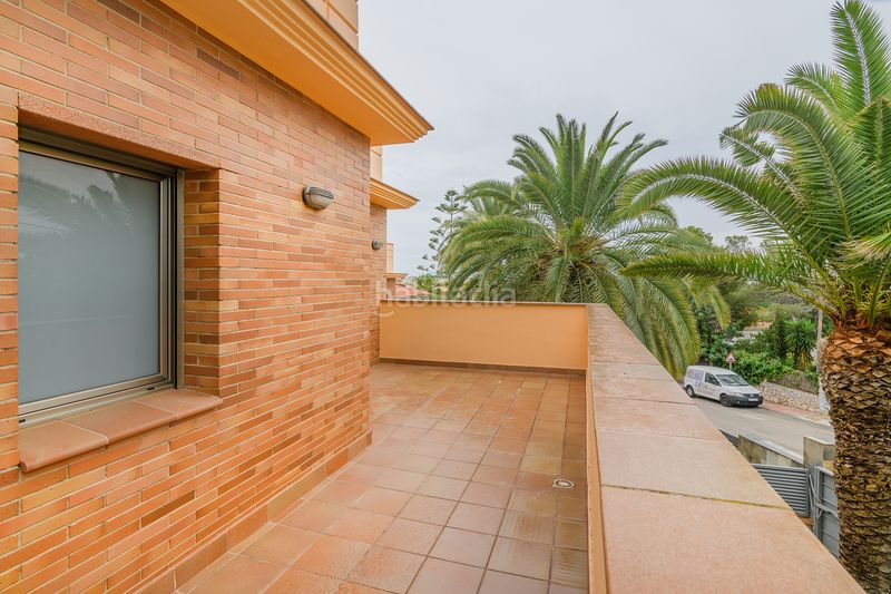 Foto d5119d73-2f42-4261-9607-c9f012046468. Xalet amb xemeneia calefacció aparcament a Cunit residencial Cunit