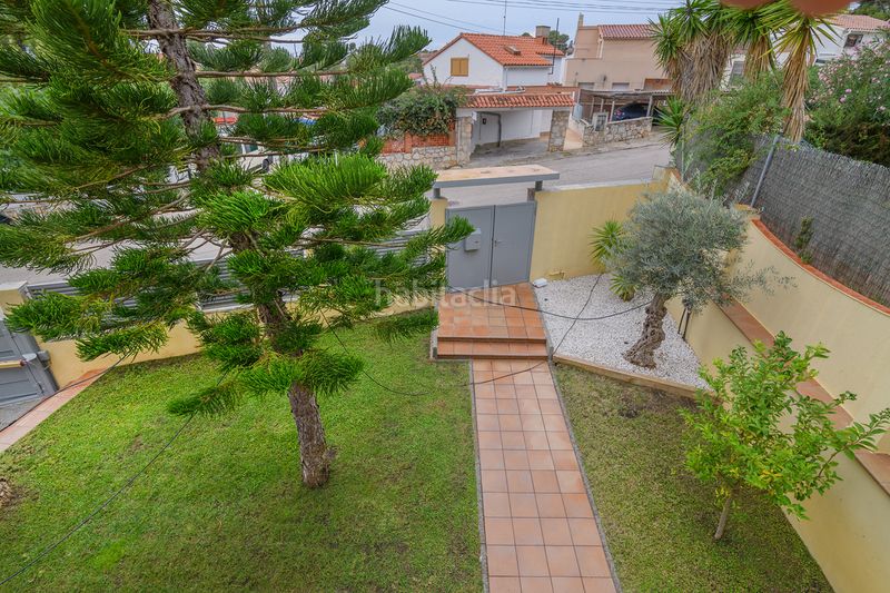 Foto de19a097-fda0-4f9d-85a6-9b193b5adb34. Xalet amb xemeneia calefacció aparcament a Cunit residencial Cunit