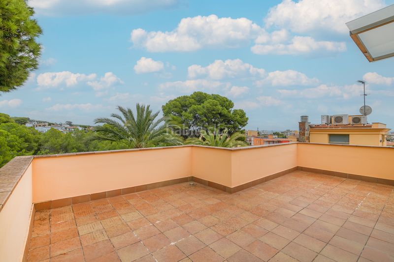 Foto ea683f07-ebfc-4d7f-b8da-e4dc348bda92. Xalet amb xemeneia calefacció aparcament a Cunit residencial Cunit