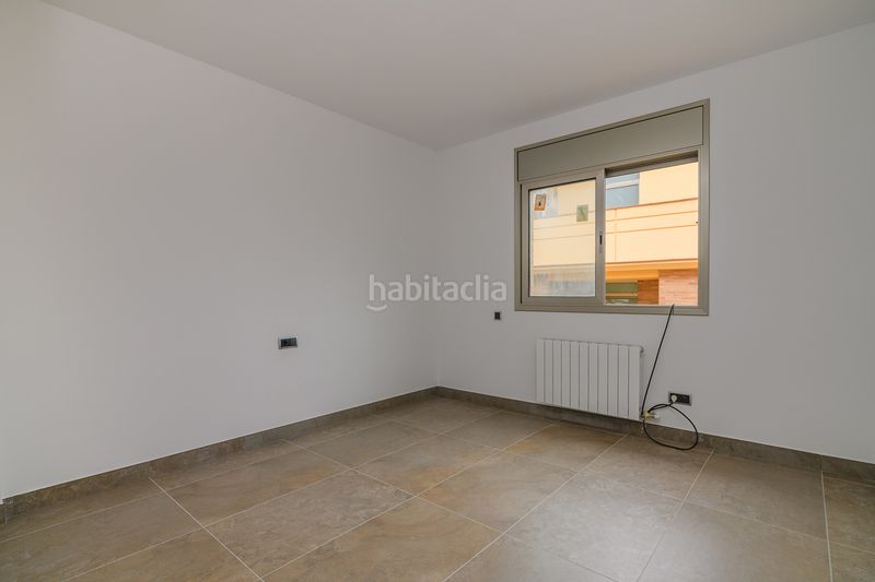 Foto f5f5c562-c021-496a-bb06-86e458d0c232. Xalet amb xemeneia calefacció aparcament a Cunit residencial Cunit