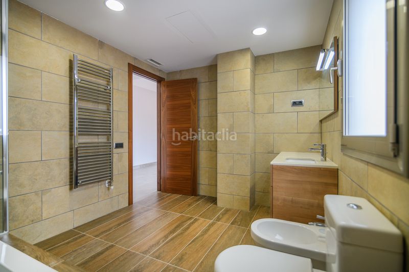 Foto ff39d0b6-8d77-4ee9-8599-e544ffc1712e. Xalet amb xemeneia calefacció aparcament a Cunit residencial Cunit
