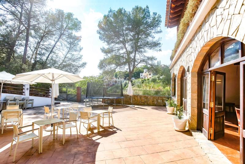 Foto ab5188a0-28cf-42c6-8a02-dbc76eb11c31. Masía en ronda sud 0 preciosa masia con licencia turística y restaurante en Olivella