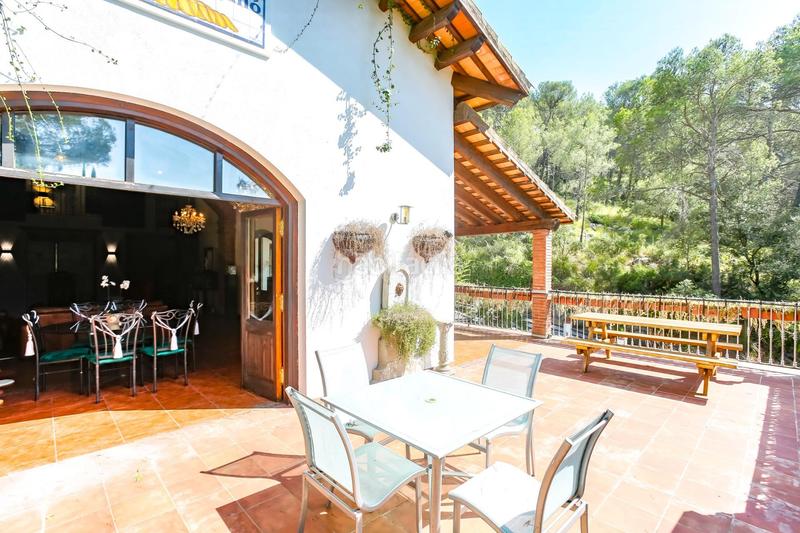 Foto d078296d-efdd-429e-899d-2e76ae7d39ac. Masía en ronda sud 0 preciosa masia con licencia turística y restaurante en Olivella