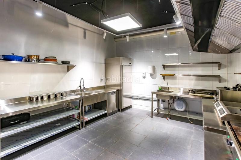 Foto f328bcf8-f1ba-4578-88d3-6e4df14f20c8. Masía en ronda sud 0 preciosa masia con licencia turística y restaurante en Olivella