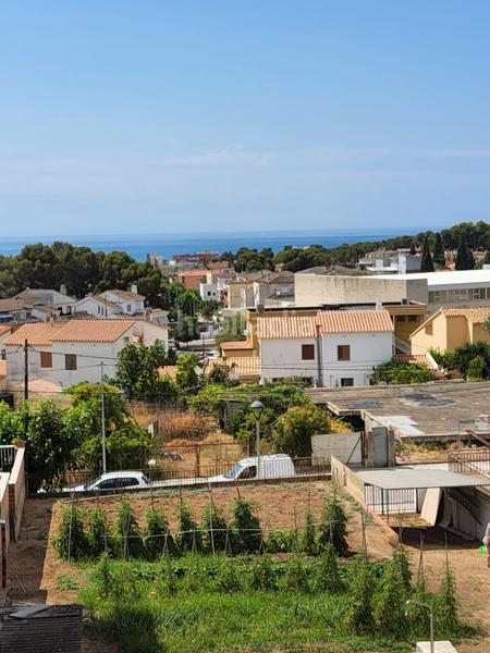 Foto 2e4655f8-26a8-4551-b669-b7077bb8e685. Apartamento  con vistas al mar, piscina y plaza de parking en Segur de Calafell