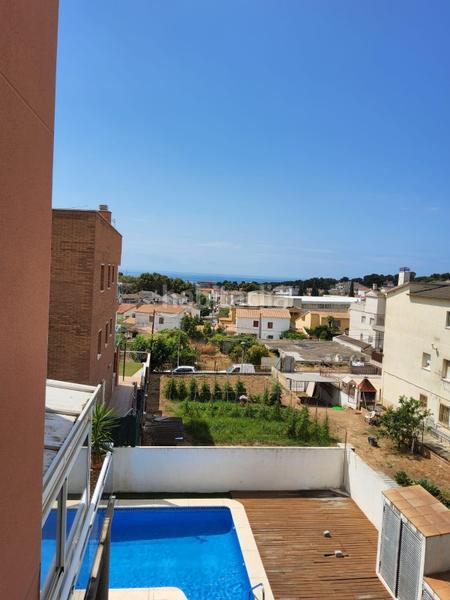 Foto ef81ec0b-61dc-4bdf-b530-a14daede268e. Apartamento  con vistas al mar, piscina y plaza de parking en Segur de Calafell