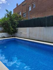 Apartment in Segur de Calafell Nucli Urb. Apartamento con vistas al mar, piscina y plaza de parking
