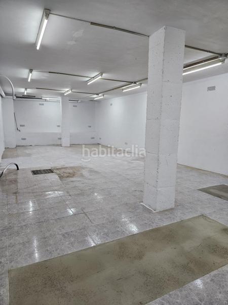 Foto 2da00524-43a5-4a0b-835f-2463832835b1. Local commercial dans Prosperitat Barcelona