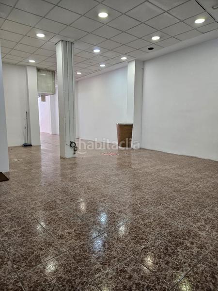 Foto fbd20e29-b611-4da6-9382-6c454560db75. Local commercial dans Prosperitat Barcelona