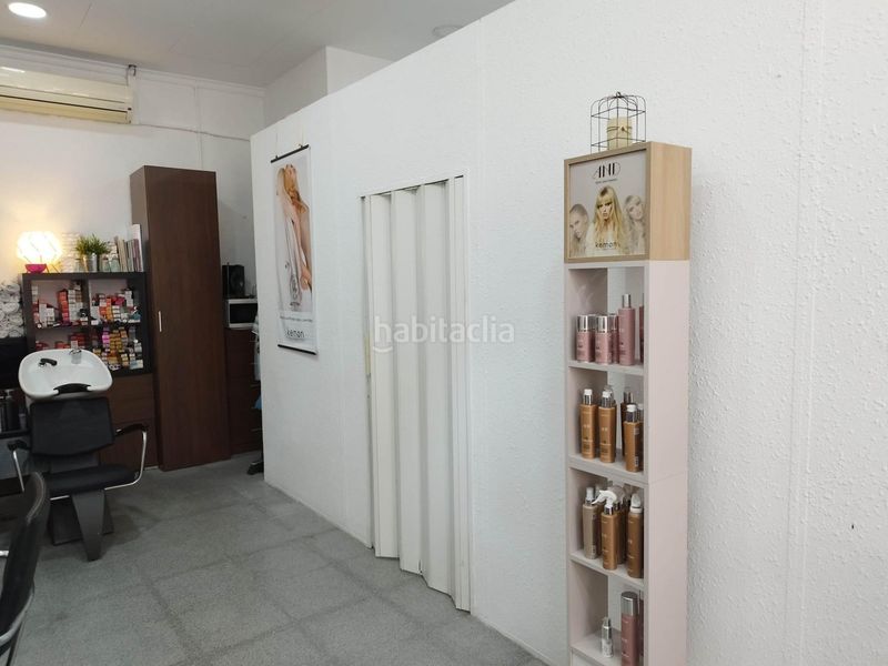 Foto fbcd0a9b-1246-48e2-a6db-be1ac1116cf3. Local comercial local peluqueria en ventatraspaso en Sant Andreu de la Barca