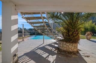 Chalet  Carrer dels castanyers. Casa-chalet con piscina
