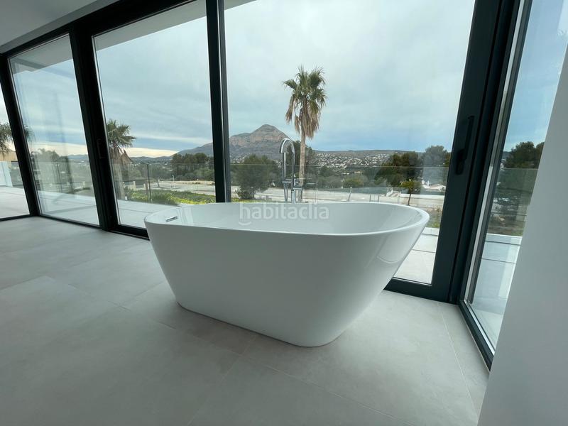 Foto 648f914b-55ee-451c-b75b-a0816e4d4ec7. Casa amb calefacció aparcament piscina a Partida Comunes-Adsubia Xàbia