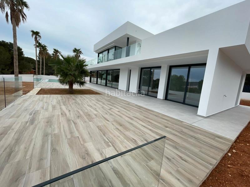 Foto 8bed2837-8dc7-4fc0-b6ea-8b13df6b9dd5. Casa amb calefacció aparcament piscina a Partida Comunes-Adsubia Xàbia