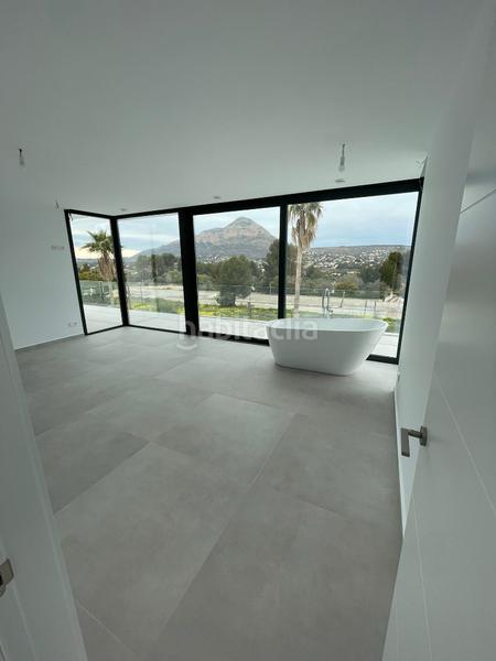 Foto 9f415e52-a1c0-41ae-8ba2-cc426ef20571. Casa amb calefacció aparcament piscina a Partida Comunes-Adsubia Xàbia