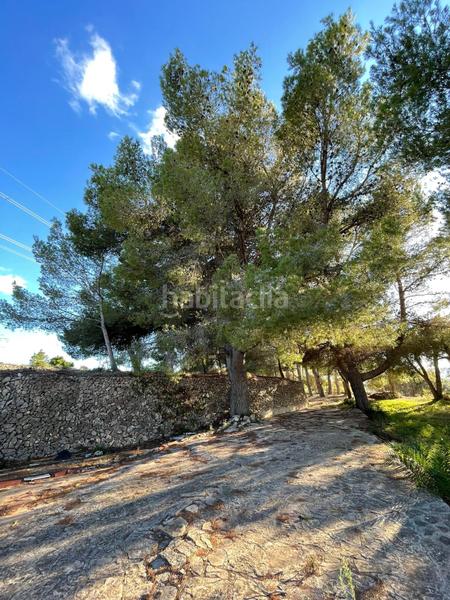 Foto dee80894-8653-4fa3-b5b4-be78374e7bb0. Masia amb xemeneia calefacció aparcament a Benissa pueblo Benissa