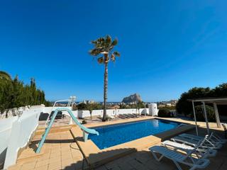 Casa  Urbanizacin ortenbach. ? villa con vistas al mar y al pen de ifach en urbanizacin or