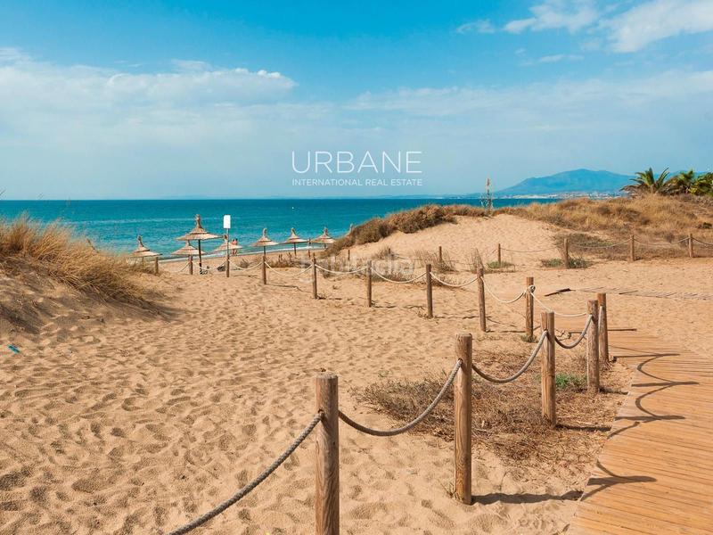 Foto bf81ea30-6a3b-4f5d-aeee-f1ec36a6bcac. Piso exclusivo apartamento de 3 habitaciones en venta con impresionantes vistas desde la terraza en Marbella