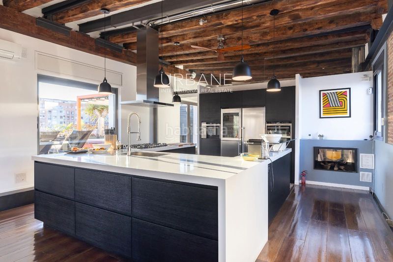 Foto 30489c03-8ed6-4079-8a15-aa2b9a3dce36. Àtic amb calefacció a Sant Antoni Barcelona