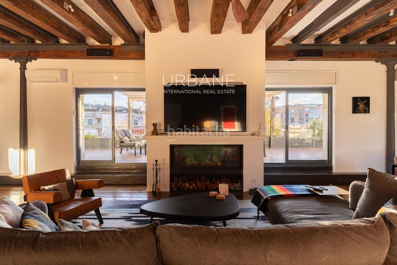 Foto dcd0e996-afe8-4d8a-a53a-33888105a090. Àtic amb calefacció a Sant Antoni Barcelona