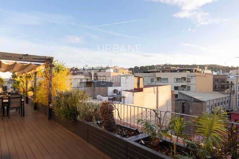 Foto af3c2604-d329-4b45-aa36-4f23b2da0804. Ático preciosos ático con terraza privada de 120m en venta en cuitat velha, urbane international real estate en Barcelona