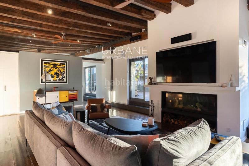 Foto cd1f8394-3e32-4f8d-bc9b-a821d1db2187. Ático preciosos ático con terraza privada de 120m en venta en cuitat velha, urbane international real estate en Barcelona