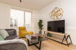 Piso  L'argenter. Vivienda reformada con terraza privada en primera planta en el b