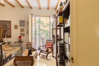 Pis  Calle de petritxol. Encantador piso de 3 habitaciones en venta en el corazn del bar