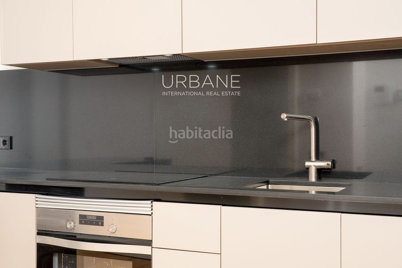 Foto 1a04816e-b03d-4260-b71b-3c923c3c491e. Rent flat in Gòtic Barcelona