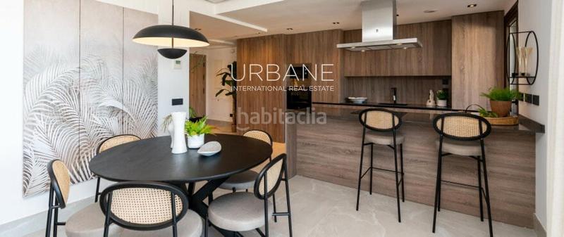 Foto 3a2d888e-182c-423a-b8e5-812ff5a5f378. Piso apartamento moderno de tres habitaciones con terraza en entorno natural en Istán