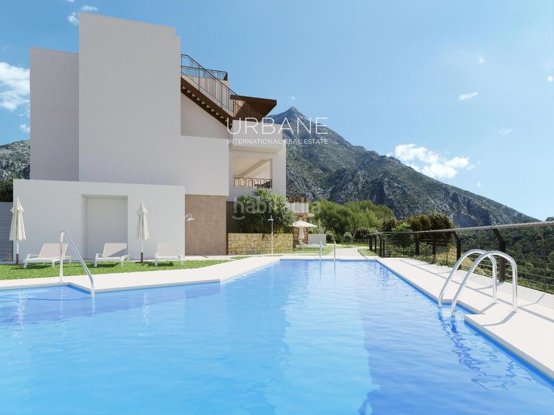 Foto 45b2c2e8-2b33-4b4f-99c0-78ba02fe5d66. Piso apartamento moderno de tres habitaciones con terraza en entorno natural en Istán
