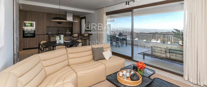 Foto 9a157ef0-dfb5-4f7c-90a8-a71de2f2603f. Piso apartamento moderno de tres habitaciones con terraza en entorno natural en Istán