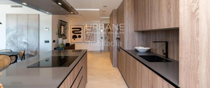 Foto e26d4759-b20d-4a77-8921-75d0d058f531. Piso apartamento moderno de tres habitaciones con terraza en entorno natural en Istán