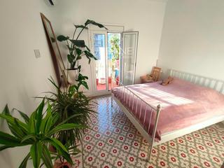 Lloguer Àtic  Sant pau. Alquiler 2 habitaciones con balcones privados en barcelona