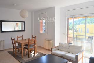 Alquiler Dúplex  Nou de la rambla. Espacioso ático duplex con terraza privada en alquiler en poble