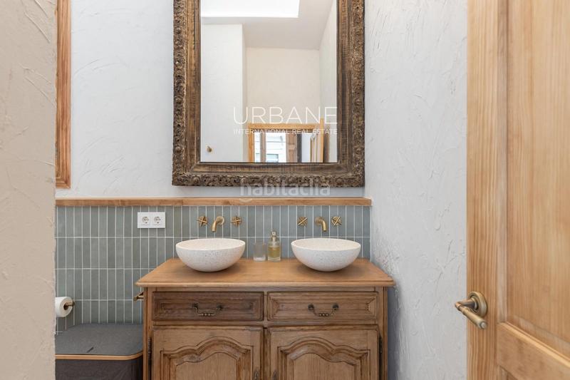 Foto 1e2d63d8-a877-46ed-8cdc-22cc2b18ac76. Alquiler piso en alquiler apartamento completamente amueblado en el corazón del barrio gótico en Barcelona