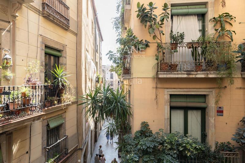 Foto 2e94d7c1-2a0c-42d8-830d-ffeec79e4e23. Alquiler piso en alquiler apartamento completamente amueblado en el corazón del barrio gótico en Barcelona