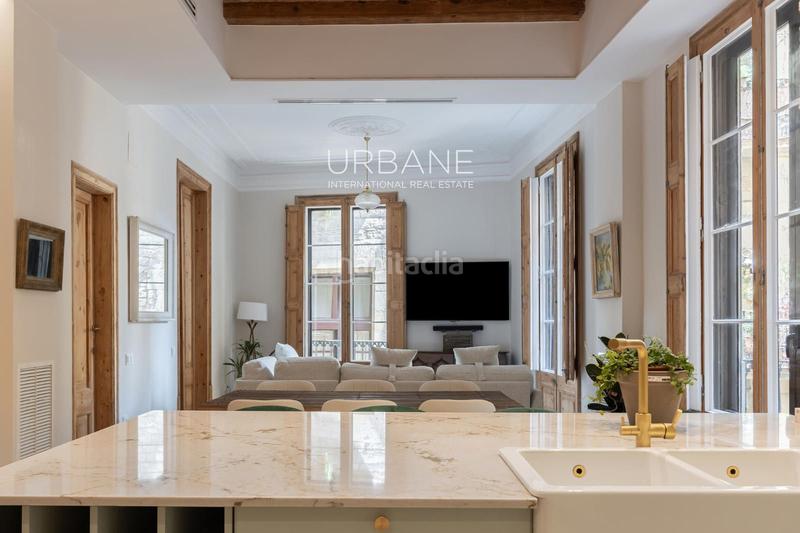 Foto 37b0c454-cc15-402d-ab89-5ae83b4be255. Alquiler piso en alquiler apartamento completamente amueblado en el corazón del barrio gótico en Barcelona