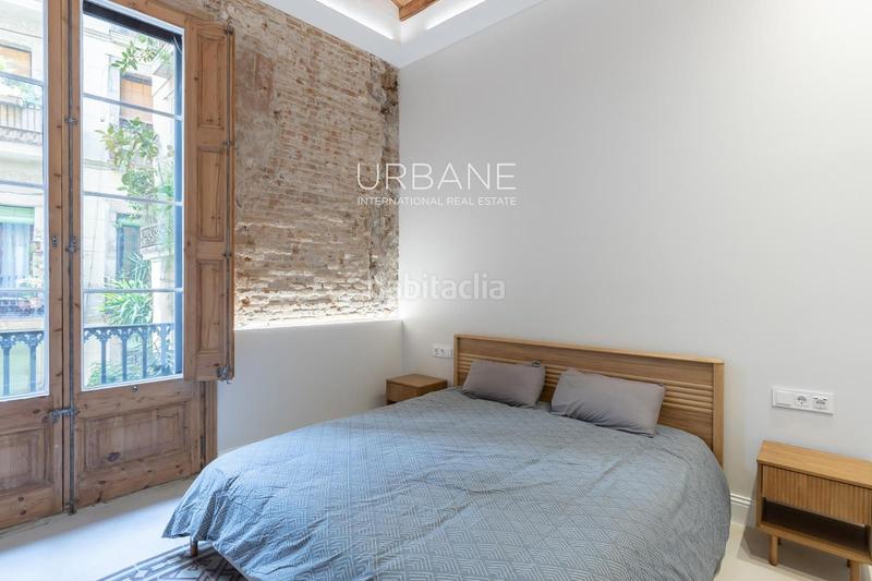 Foto 671bd8f0-bab9-44c0-ba88-0e3678b1e1ce. Alquiler piso en alquiler apartamento completamente amueblado en el corazón del barrio gótico en Barcelona