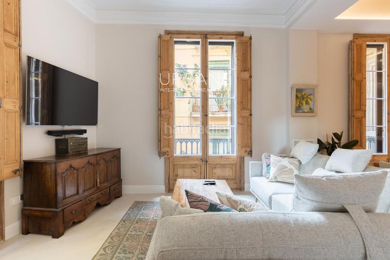 Foto 88473eae-19d9-4a8d-a61a-3e8b189a2e0f. Alquiler piso en alquiler apartamento completamente amueblado en el corazón del barrio gótico en Barcelona