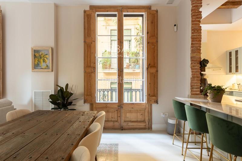 Foto 8e641f0b-7e8d-4498-b6fb-0aa63e09441b. Alquiler piso en alquiler apartamento completamente amueblado en el corazón del barrio gótico en Barcelona