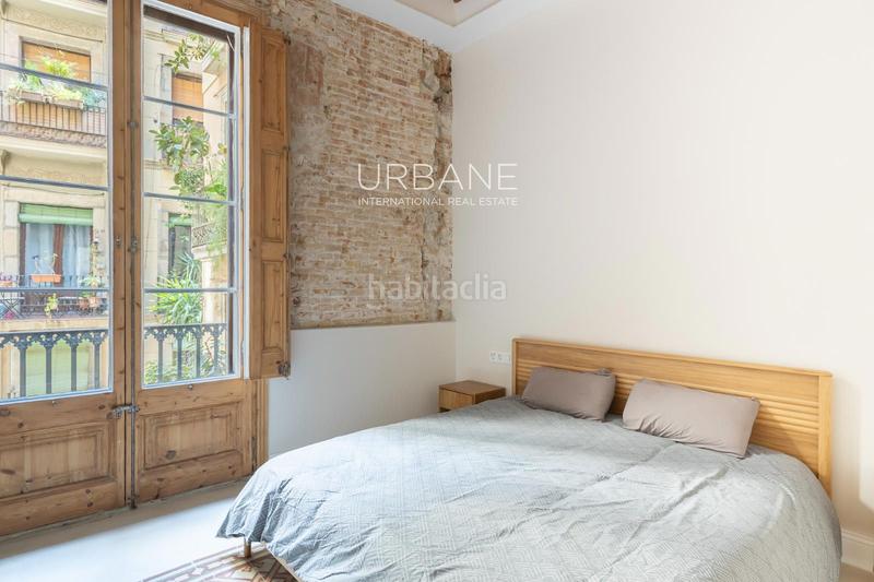 Foto bccb9194-759a-47ba-a3d3-6ec17e0f6b94. Alquiler piso en alquiler apartamento completamente amueblado en el corazón del barrio gótico en Barcelona