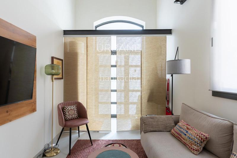 Foto 1a0d4bba-709d-46d8-b4e3-079c83a8b27d. Alquiler dúplex en alquiler elegante dúplex con entrada privada en gràcia en Barcelona