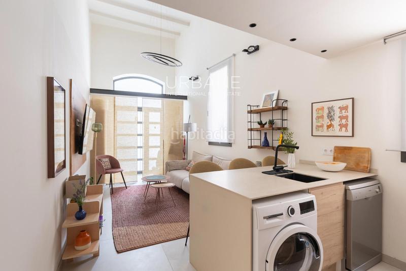 Foto 74bdbbfc-ebce-4d54-b3d8-89e2c1e70a14. Alquiler dúplex en alquiler elegante dúplex con entrada privada en gràcia en Barcelona
