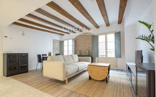 Miete Etagenwohnung  Dels banys vells. Apartamento encantador en alquiler de 2 habitaciones en el coraz