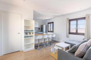 Miete Dachwohnung  Marqués del barbera. Luminoso piso reformado de 2 dormitorios en barcelona con terraz
